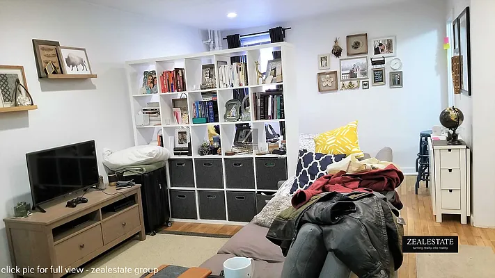 Rented by ZealEstate Group Inc | media 14