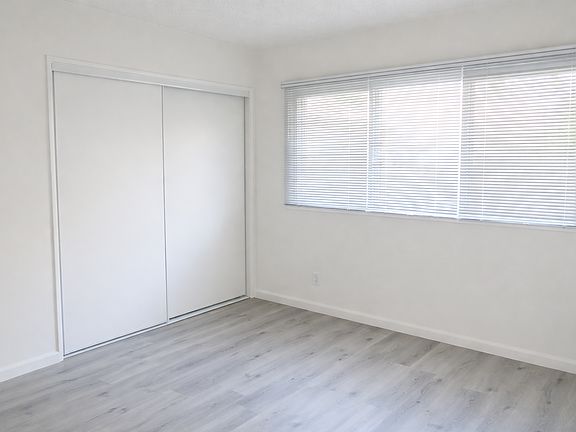 3rd image of 812 Larch St APT 3