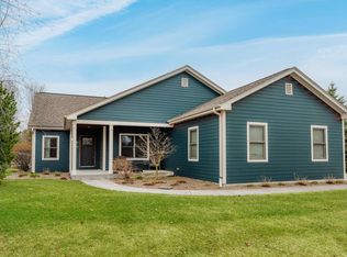 1841 Kissel DRIVE, Hartford, WI
