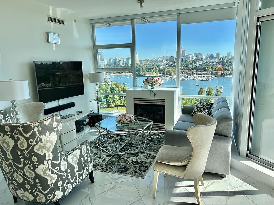 1st image of 638 Beach Cres #1102