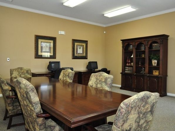 5610 Buncombe Rd #104