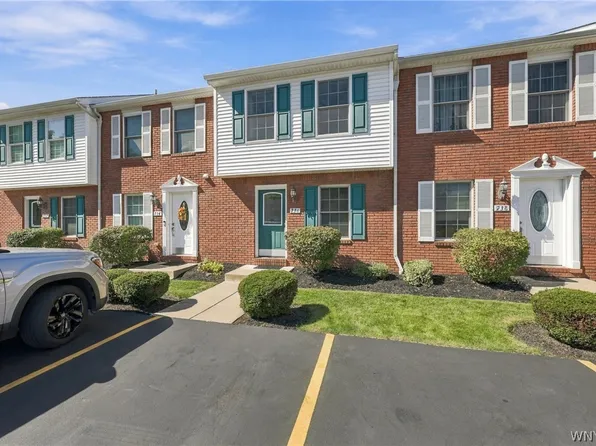 736 Tuscarora St, Lewiston, NY 14092