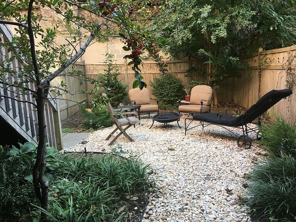 1st image of 240 9th St #1