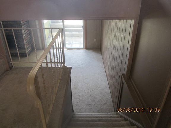 4th image of 16348 Oxford Dr #16348