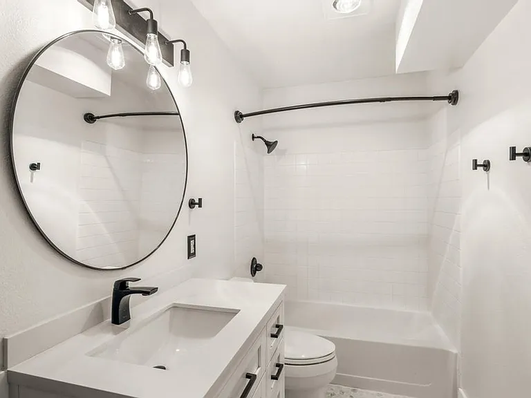 4000 Carman Dr #G108 — Photo 17