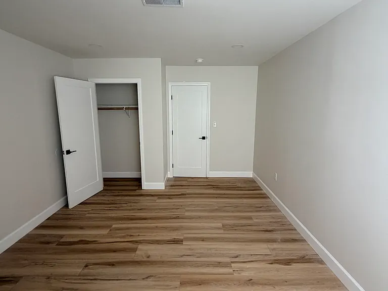 44 Warner St #B11 — Photo 13