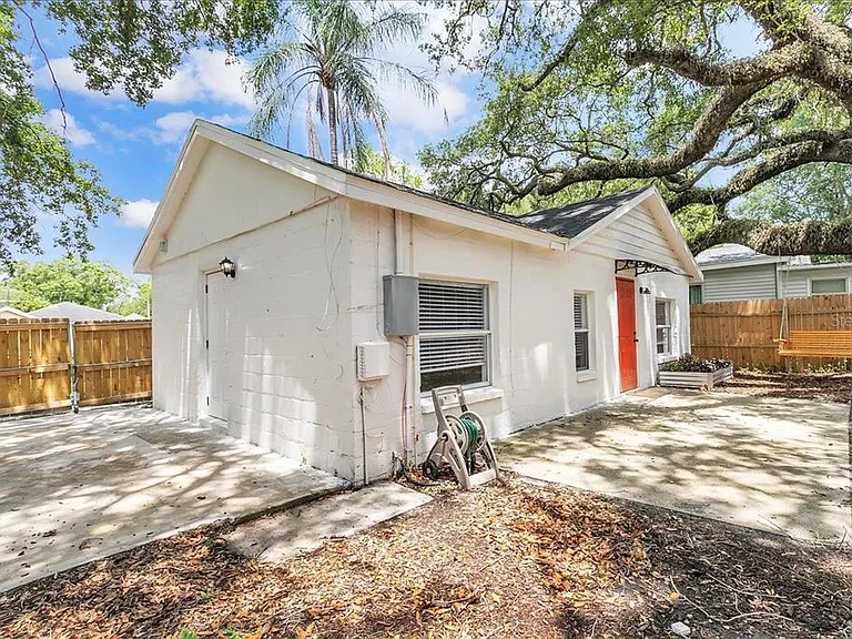 6008 N Tampa St #2 — Photo 2