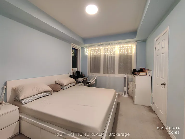 2420 Baronwood Dr #19-02 — Photo 12