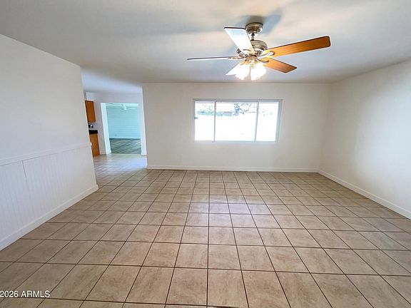 3rd image of 4902 W WINDROSE Drive