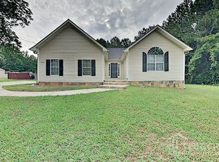6489 Hearn Rd, Stockbridge, GA 30281