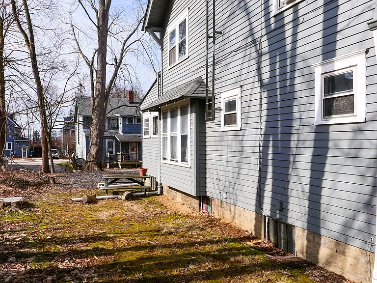114 Linden Rd #2 — Photo 46