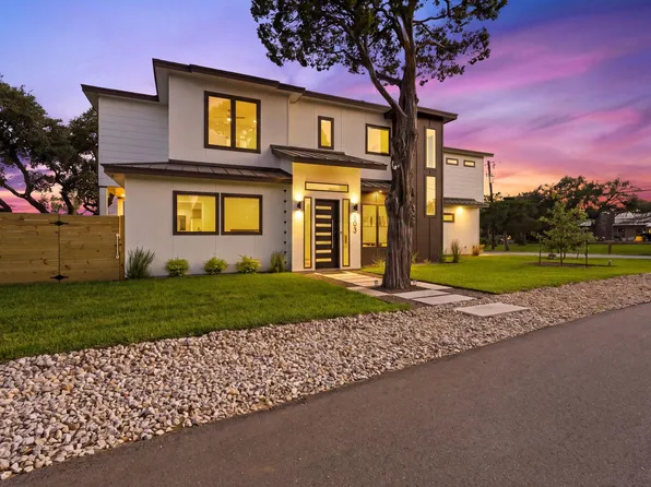 8503 Grandview Dr, Jonestown, TX 78645