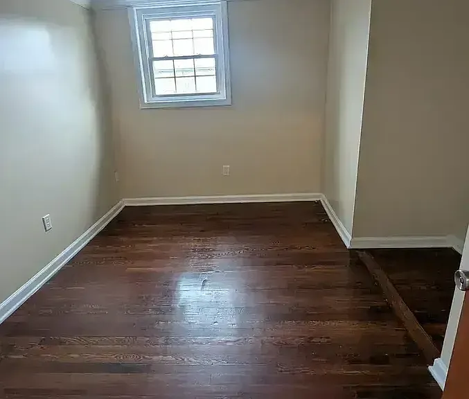77 Whitney Ave #4 — Photo 6