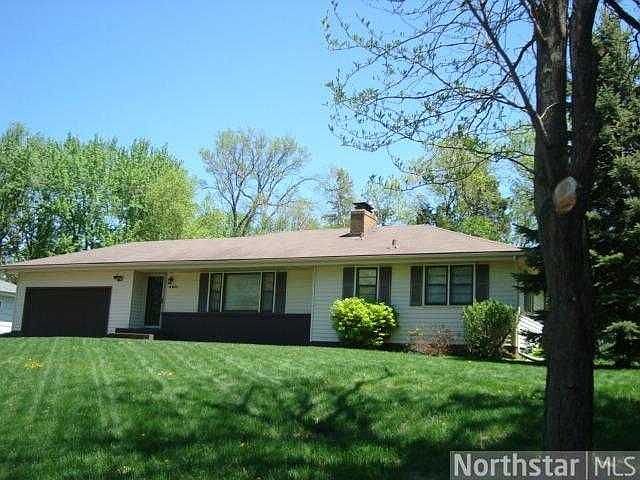 1st image of 4811 Deerwood Dr