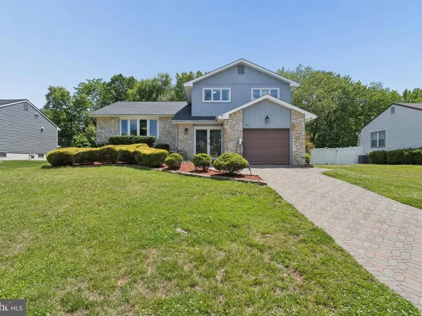 252 Sandringham Rd, Cherry Hill, NJ 08003