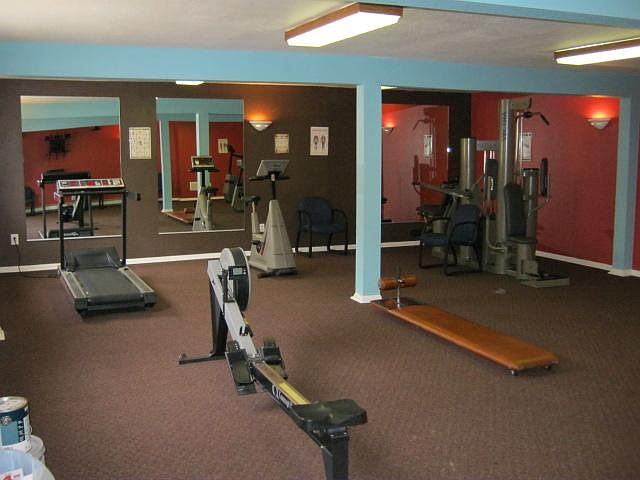 2nd image of 2535 Verde Dr APT 102
