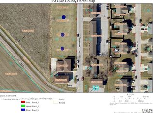 1027 Belle Valley Dr, Belleville, IL 62220