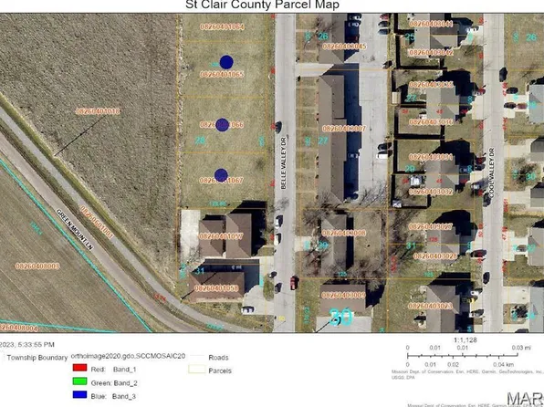 1027 Belle Valley Dr, Belleville, IL 62220