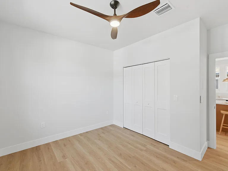 309 E Selma Ave — Photo 23