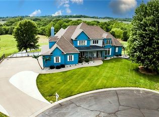 13107 NE Red Bud Blvd, Saint Joseph, MO 64505