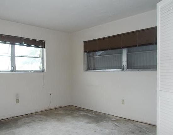 5th image of 11685 Canal Dr APT 109
