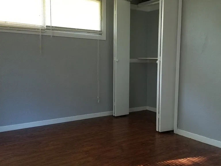 6311 E 148th Ter — Photo 14