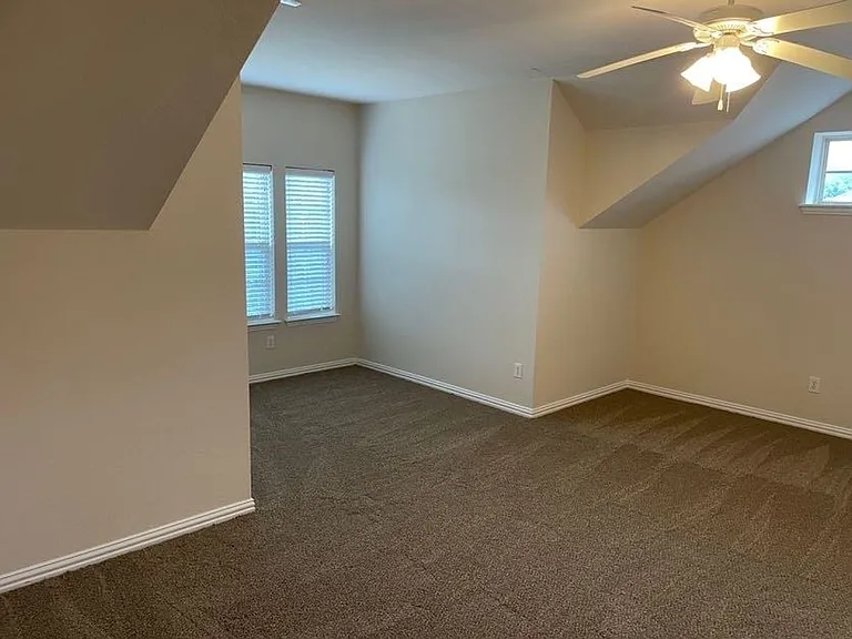 9845 McFarring Dr — Photo 16