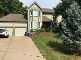 1208 Bell Cir, Liberty, MO 64068