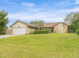 1092 Topsail Ln, Sebastian, FL 32958