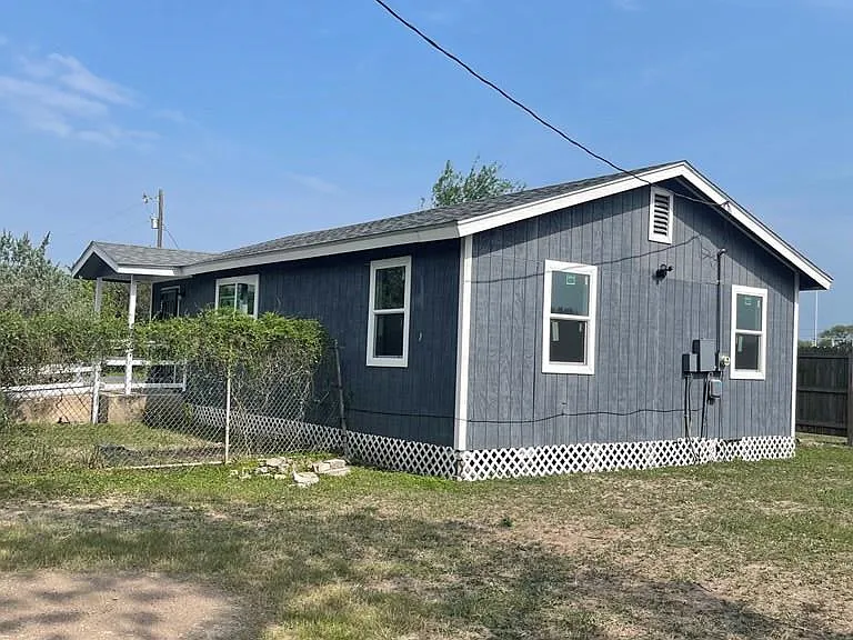 5994 SE Southmost Rd — Photo 2