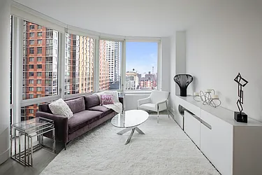 Rented by Red Apple Group