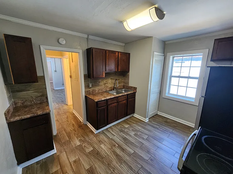 543 Oliver St NW #1B — Photo 6