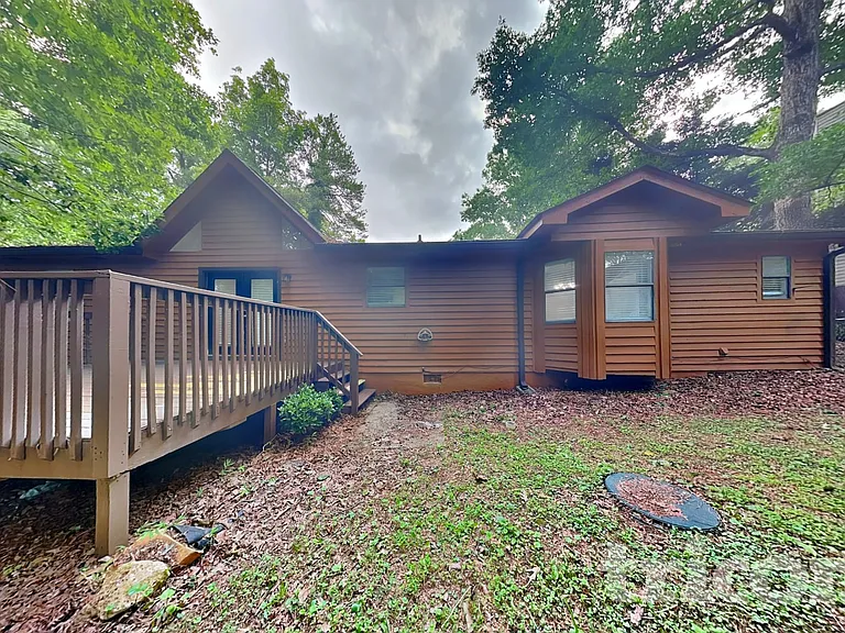 4251 Cary Dr — Photo 17