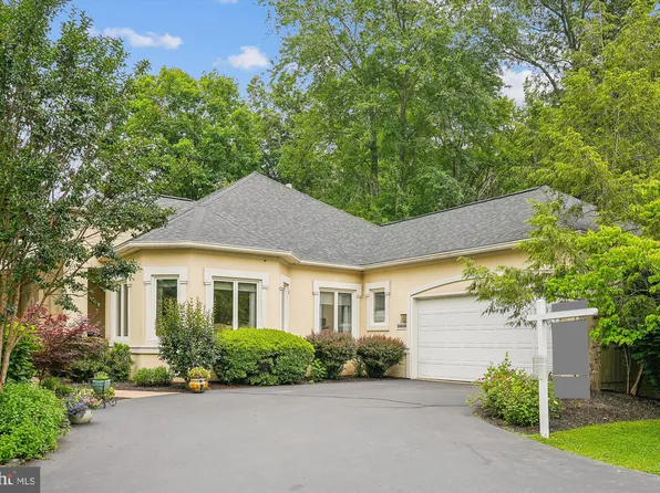 20856 Waterbeach Pl, Sterling, VA 20165