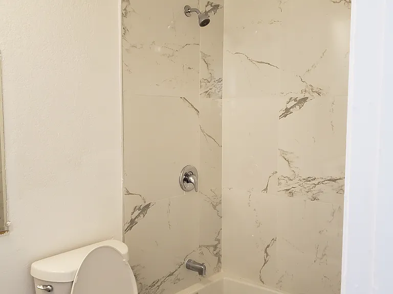 38503 Larkin Ave — Photo 6