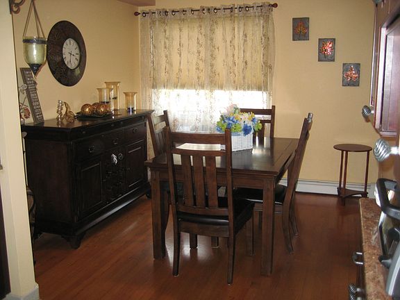 5th image of 21A Fuller Ct