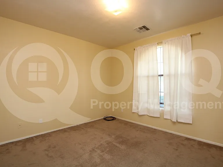 19620 S 189th St — Photo 16