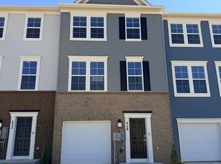 428 Seeback Dr, Charles Town, WV 25414