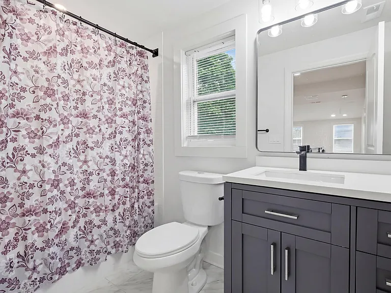 411 Edwin St #A — Photo 27