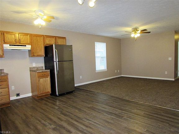 3rd image of 221 Brace Ave