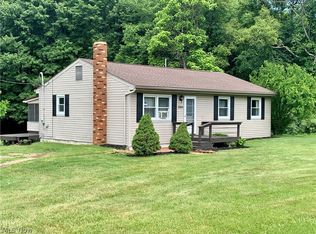 2028 Tabor Ridge Rd NE, New Philadelphia, OH 44663