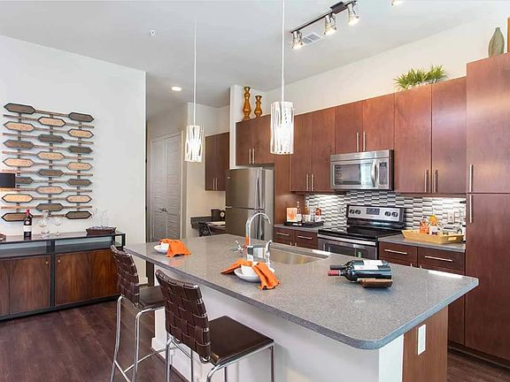 3rd image of 1330 Shore District Dr #1145