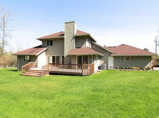 9867 Markworth Rd, Blaine, WA 98230