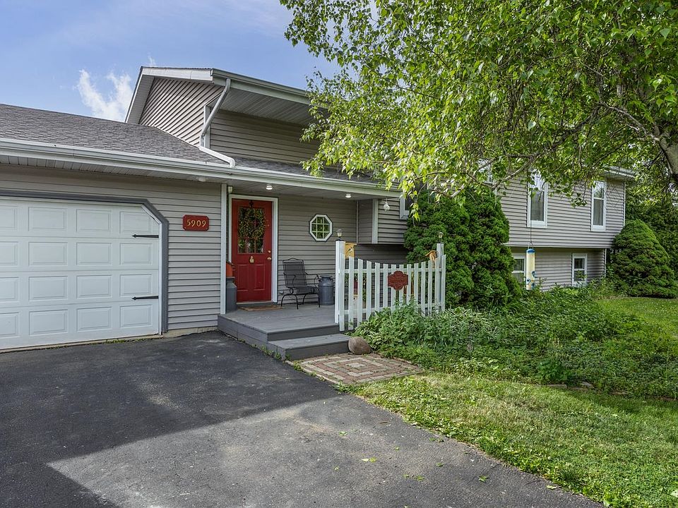 1st image of 5909 N Violet View Dr