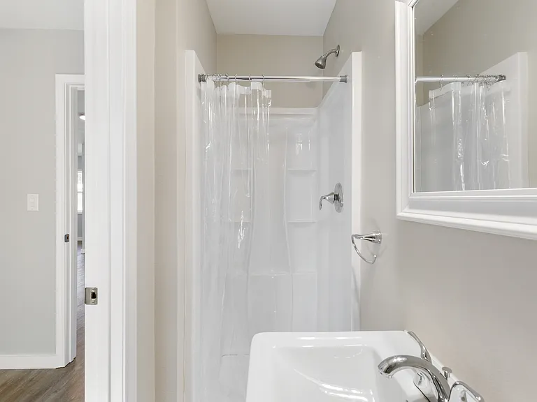 225 Etta St — Photo 16