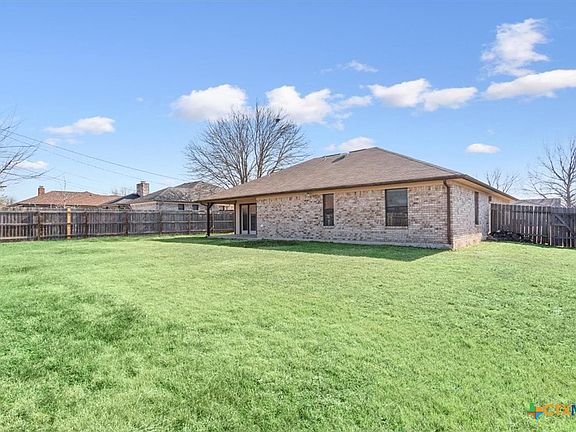 4th image of 1703 Big Bend Dr