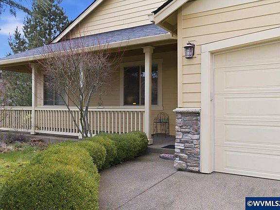 4th image of 323 Lydia Ln