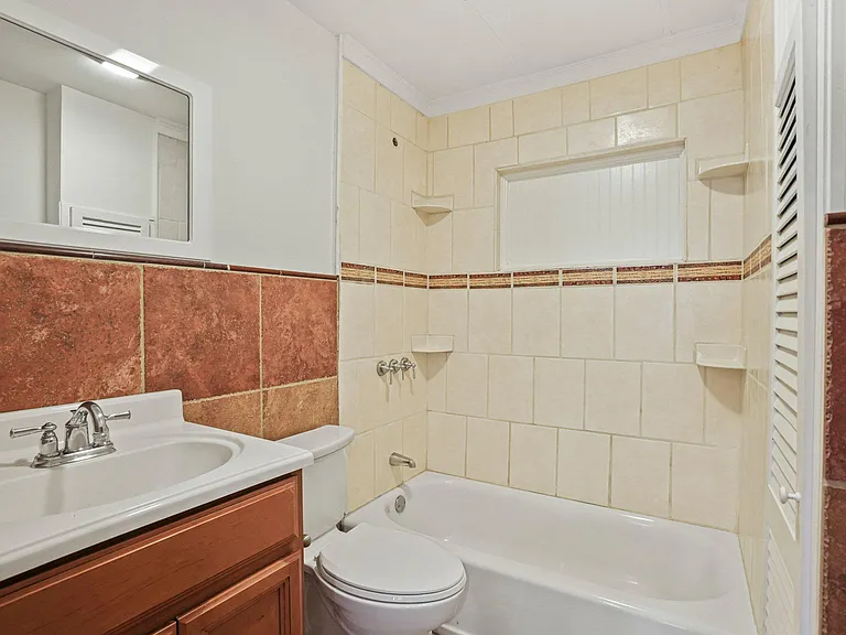 7712 Dolly Dr — Photo 34
