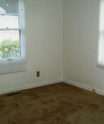 3rd image of 2912 E Nora Ave
