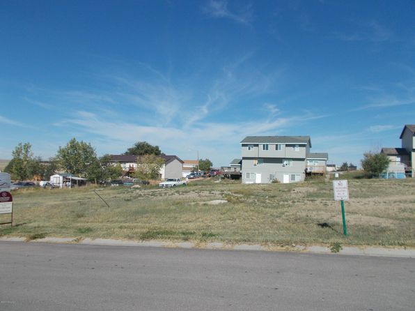 304 Willow Creek Dr, Wright, WY 82732